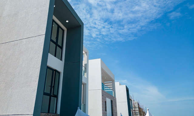 Contemporary 4-Bedroom Homes with Striking Architectural Design